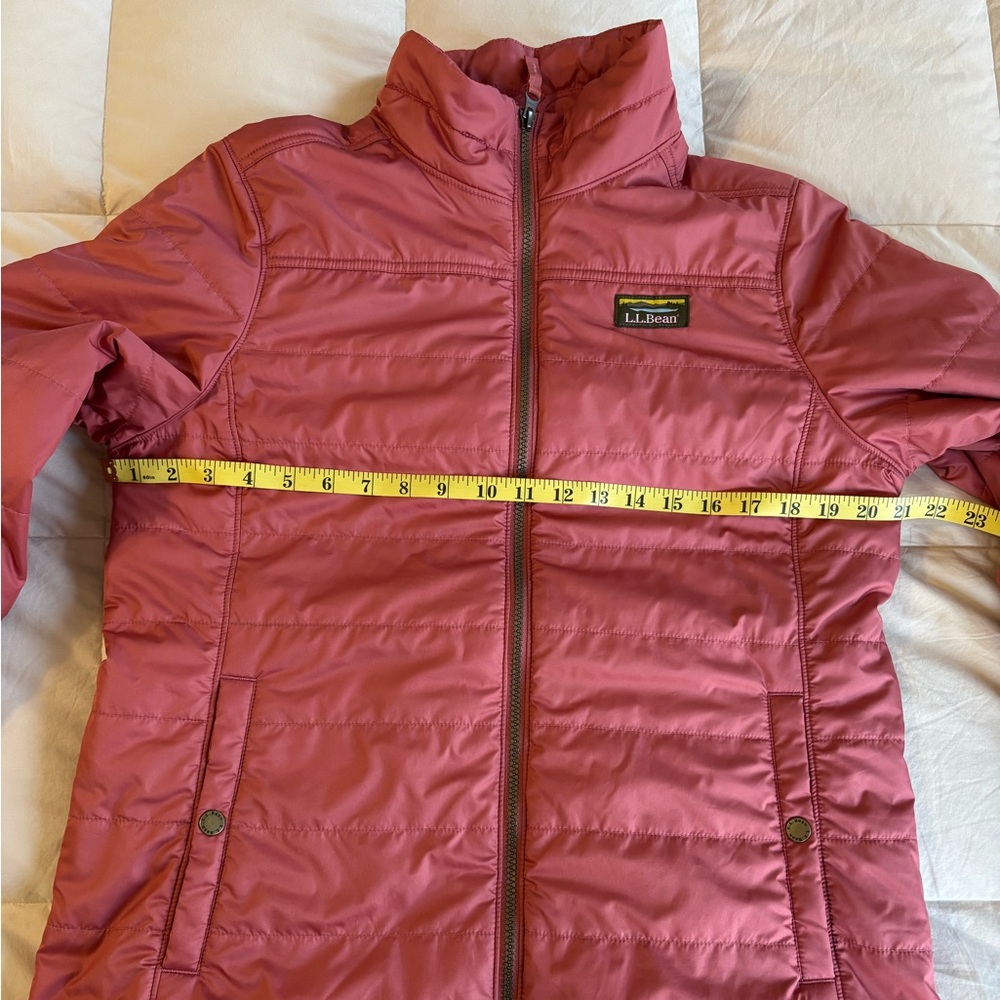 LLBEAN Mountain Classic Puffer Jacket - Picture 3 of 6